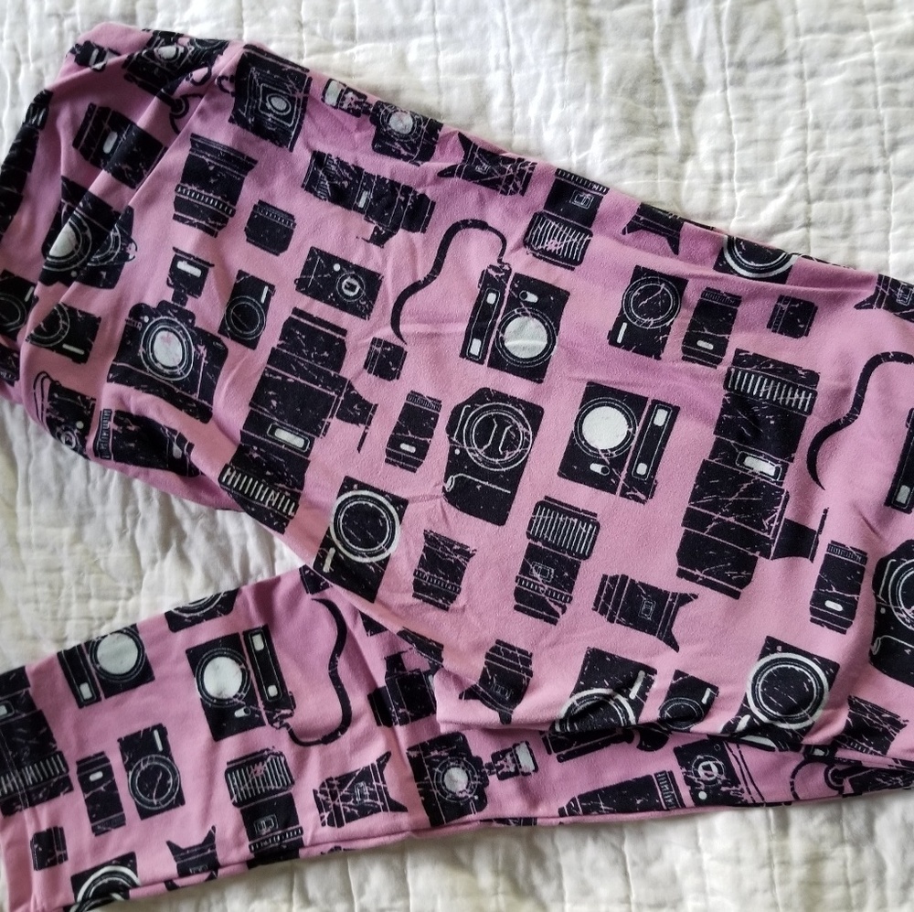 LulaRoe TC Leggings 📷